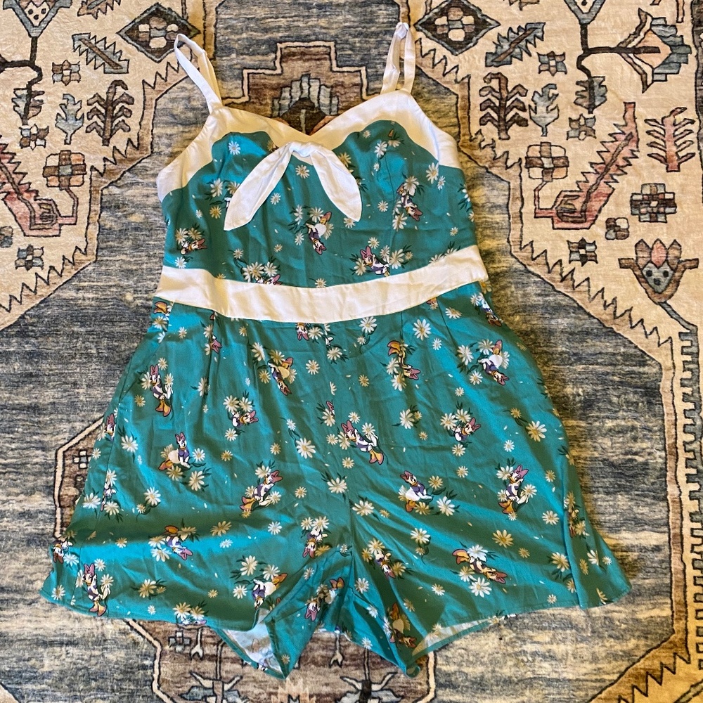 Disney Torrid Daisy Romper Size 1